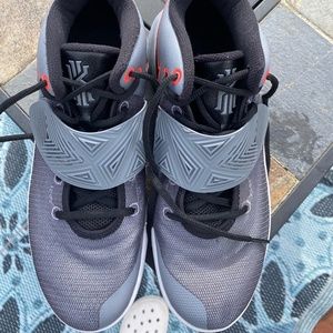 Nike kyrie 3
